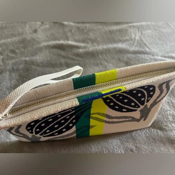 Rothy's RARE!! Botanical Navy Essential Pouch - Excellent condition - Picture 3 of 4